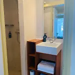 Amsterdam Central Guest House ゲストハウス 3*