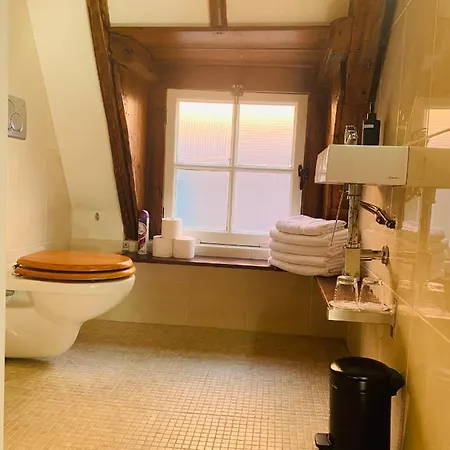 Amsterdam Central Guest House ゲストハウス アムステルダム