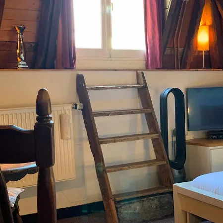 Amsterdam Central Guest House ゲストハウス アムステルダム