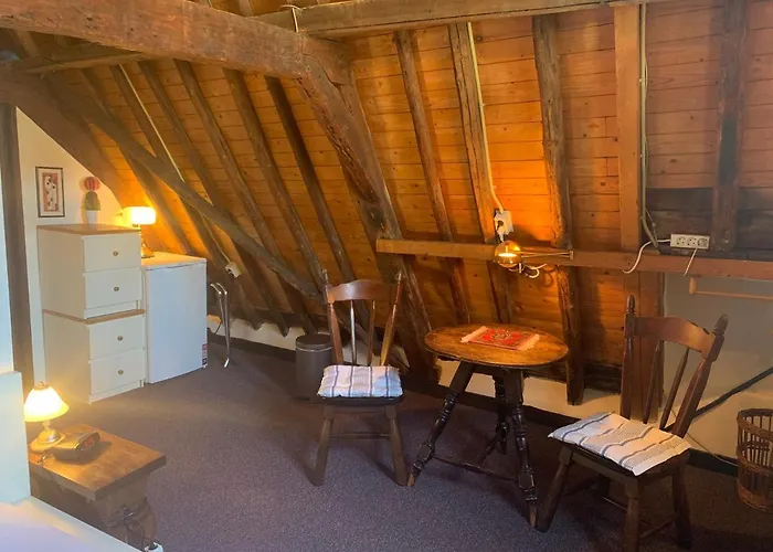 Amsterdam Central Guest House ゲストハウス 3*