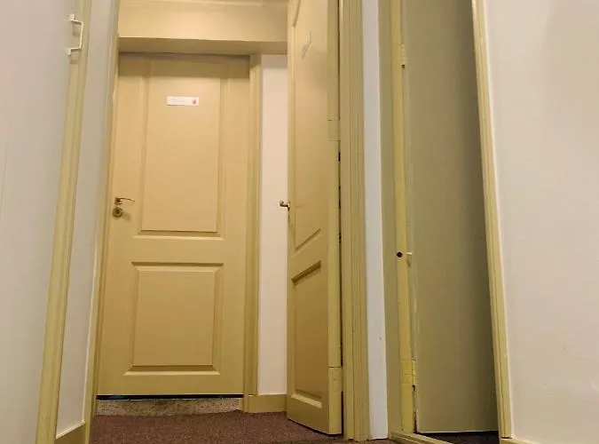 Amsterdam Central Guest House