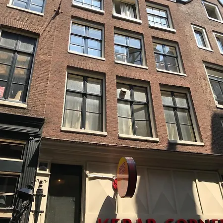 Amsterdam Central Guest House 招待所 3*