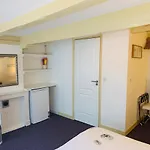 Amsterdam Central Guest House Konukevi Amsterdam